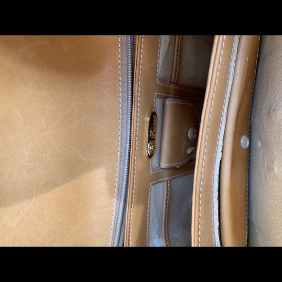 Authentic vintage Rare Gucci handbag - Picture 6 of 14